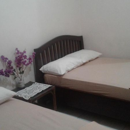 Canary Guesthouse Yogyakarta Kültér fotó